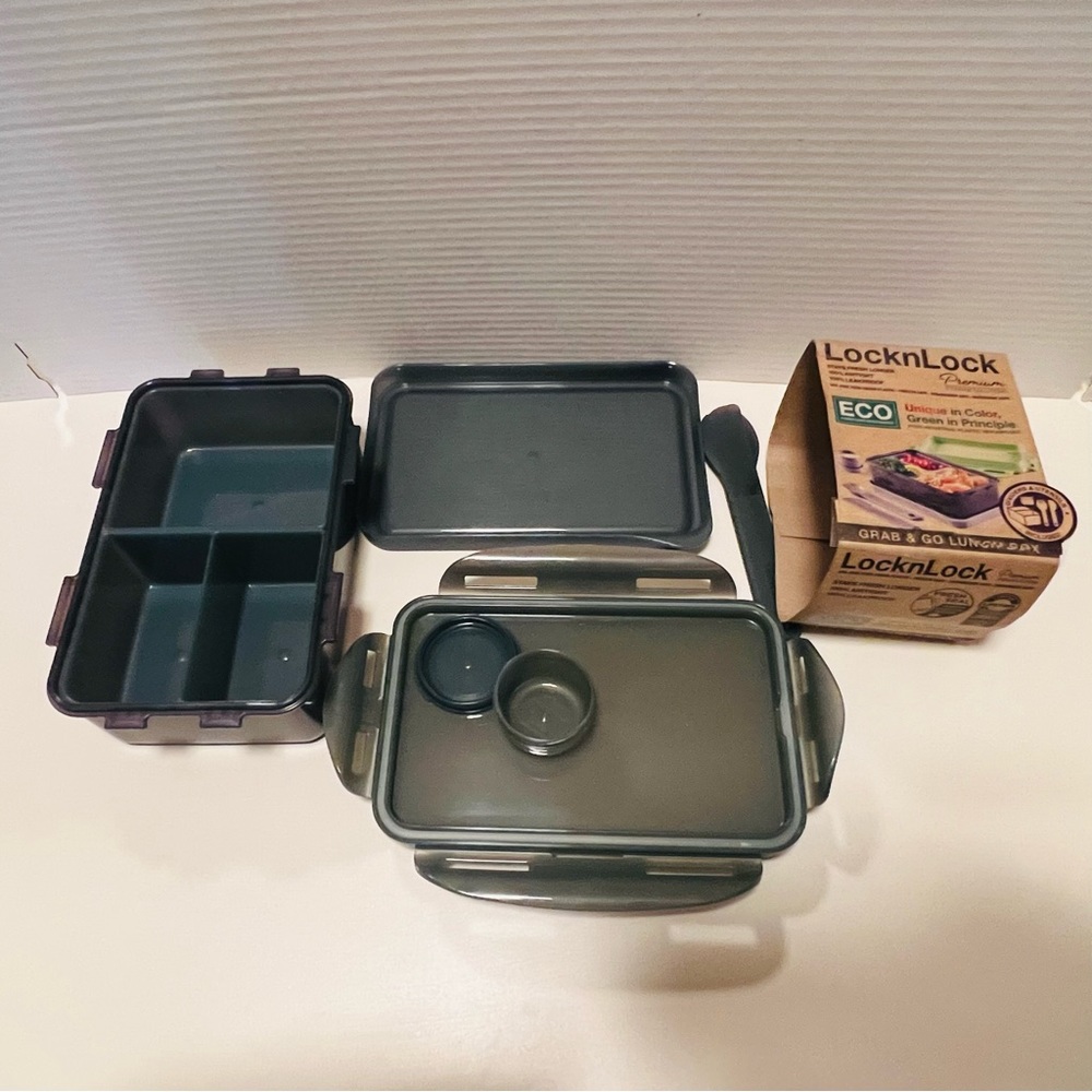 Locknlock ECO Food Bento Box W Sauce Holder Airtight Freezer Microwave Safe New